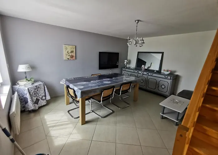 펜션 Logis De Reuneubeul