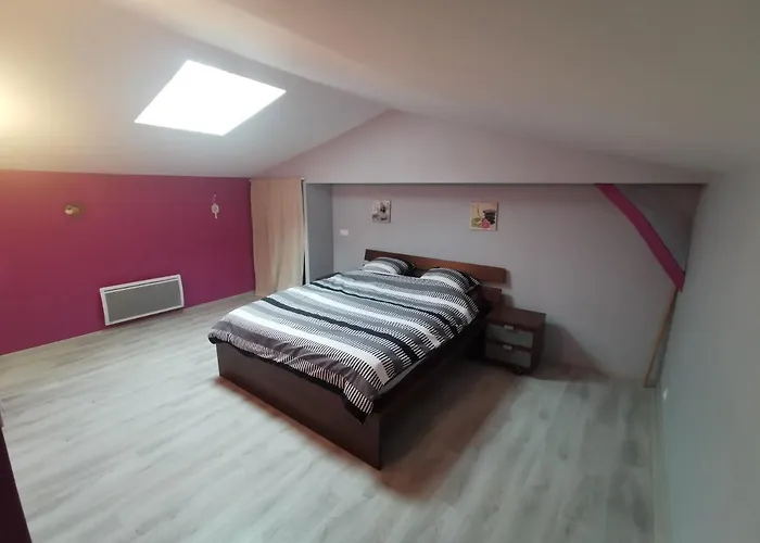 Casa vacanze Logis De Reuneubeul Les Peintures